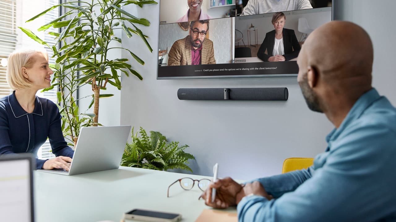 Jabra PanaCast 50 VBS bar only Lifestyle Image